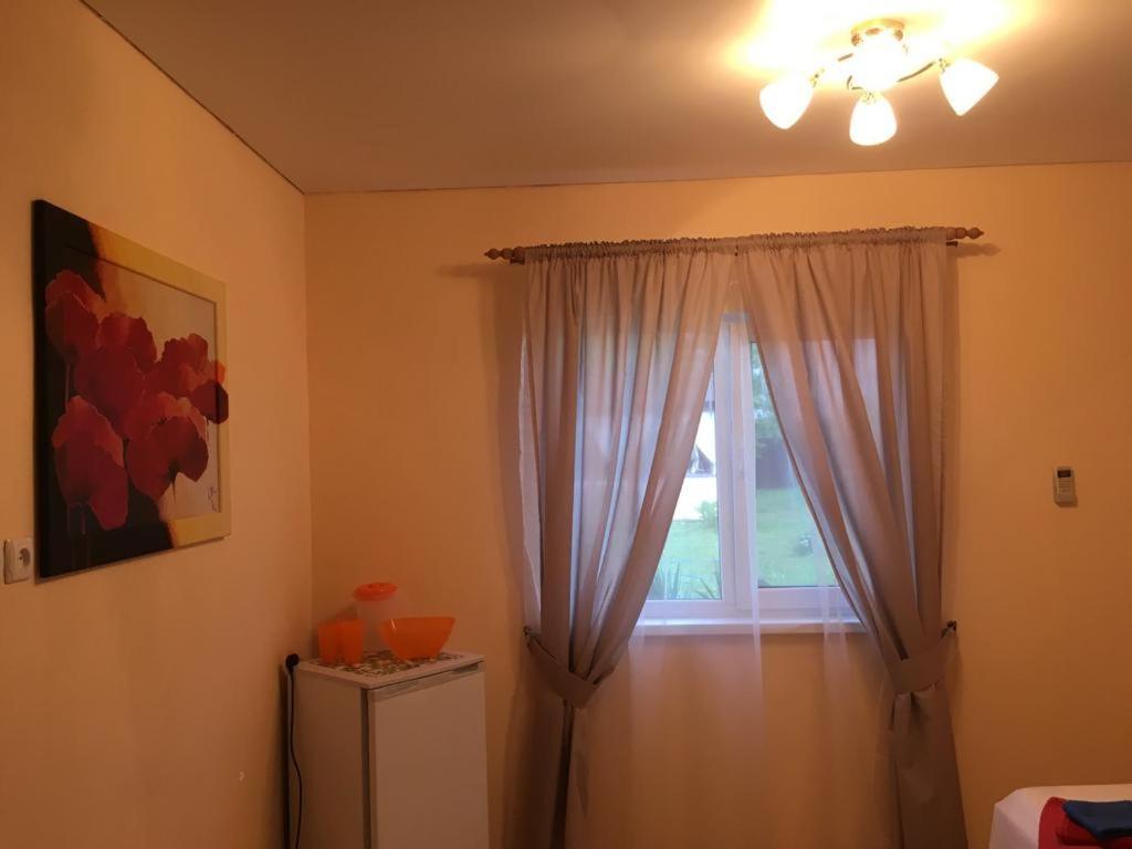 غوداوتا Solnechny Bereg Guest House المظهر الخارجي الصورة