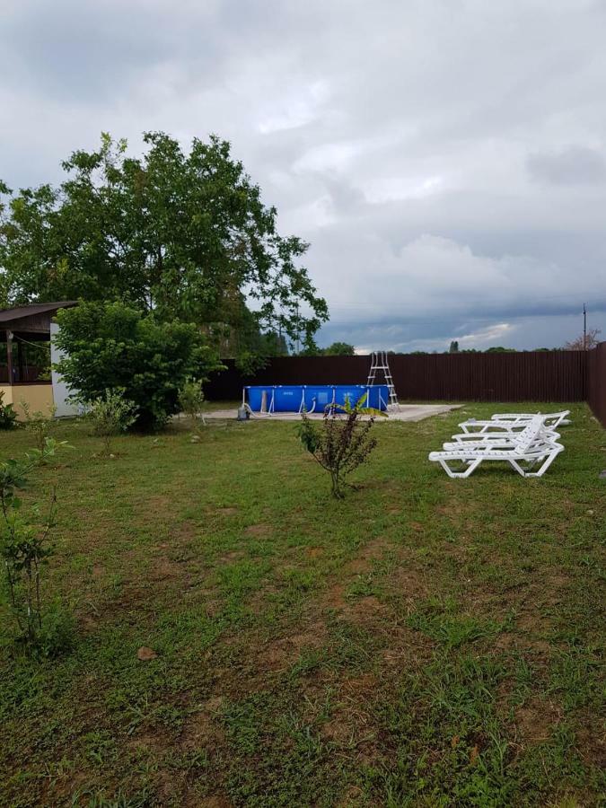 غوداوتا Solnechny Bereg Guest House المظهر الخارجي الصورة